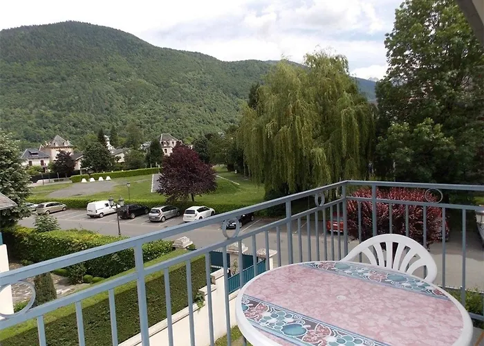 Apartment Luchon - T2 Pour 4 Pers. Avec Balcon Et Parking - Fr-1-313-185 Bagneres-de-Luchon